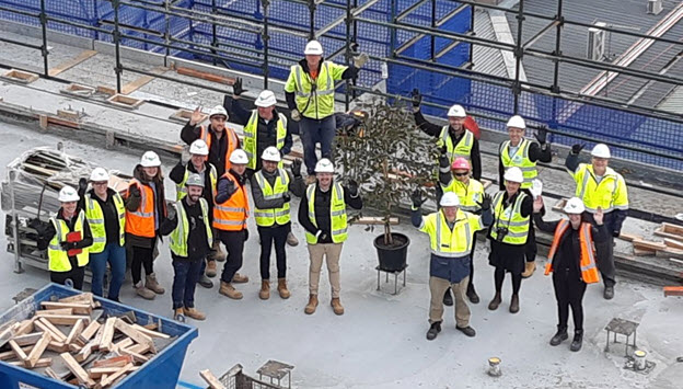 Lendlease and AECOM team at topping out of Goulburn Valley Health Shepparton Hospital redevelopment