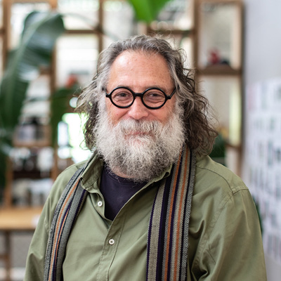 Headshot of Dr Phillip B. Roös, Honorary Professor (Associate), Deakin University Founder and Past Director of the Deakin Biophilia Lab