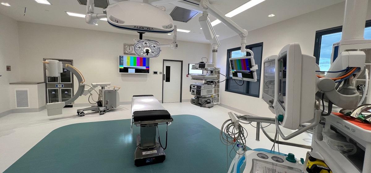 A new theatre room with a surgery bed and instruments at the Ararat Hospital.