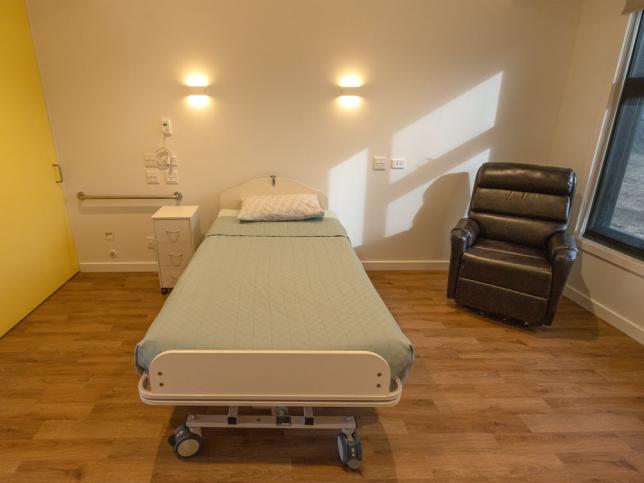 Image of bedroom at Endenhope and Memorial Hospital aged care facility.