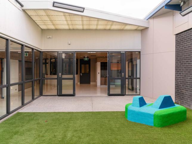 Outdoor courtyard at the Orygen Youth Health facility