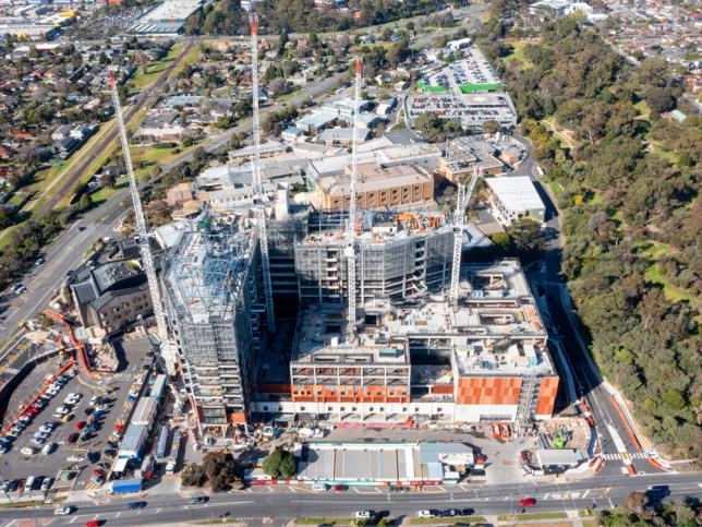 An aerial view of the Frankston Hospital construction site, with scaffolding and cranes