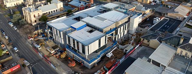 An aerial view of the exterior of the Maryborough and District Hospital redevelopment